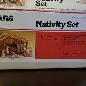Vintage Sears & Roebuck Hand Painted Porcelain Nativity Set Stable & 11 Figures!